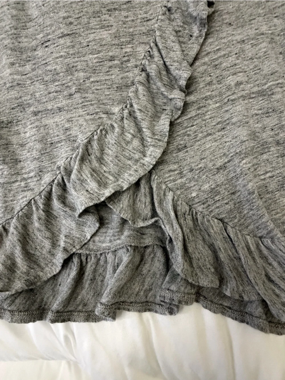 J.Crew 100% Linen Ruffle Back Tee Gray Size M
